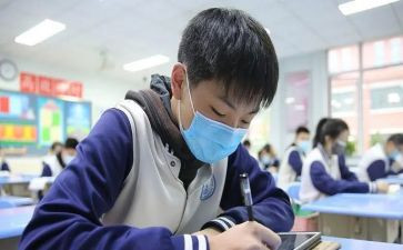 初一学生演讲稿6篇