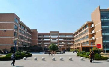 大学个人军训总结模板6篇