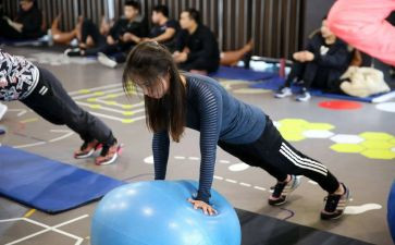 小班锻炼教案6篇
