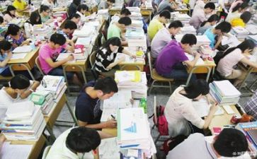 高考主题的演讲稿6篇