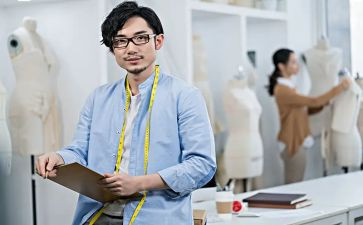平面设计师工作计划8篇