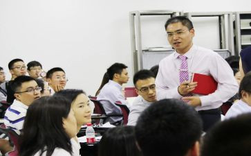 授课教师总结5篇