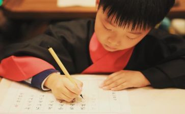 写事的作文400字参考8篇