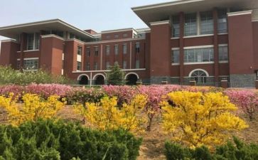 介绍别学校的演讲稿7篇