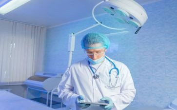 医生简短工作述职报告5篇
